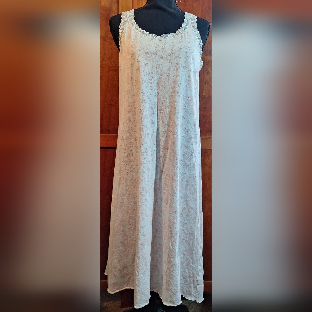 SECRET TREASURES Pink and White Floral Chemise with Lace Trim